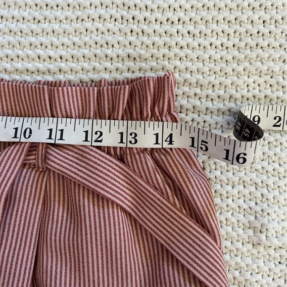 Sienna Sky Paperbag Pants - Picture 8 of 10